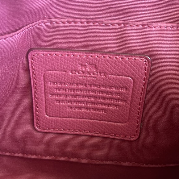 Coach - Picture 9 of 11